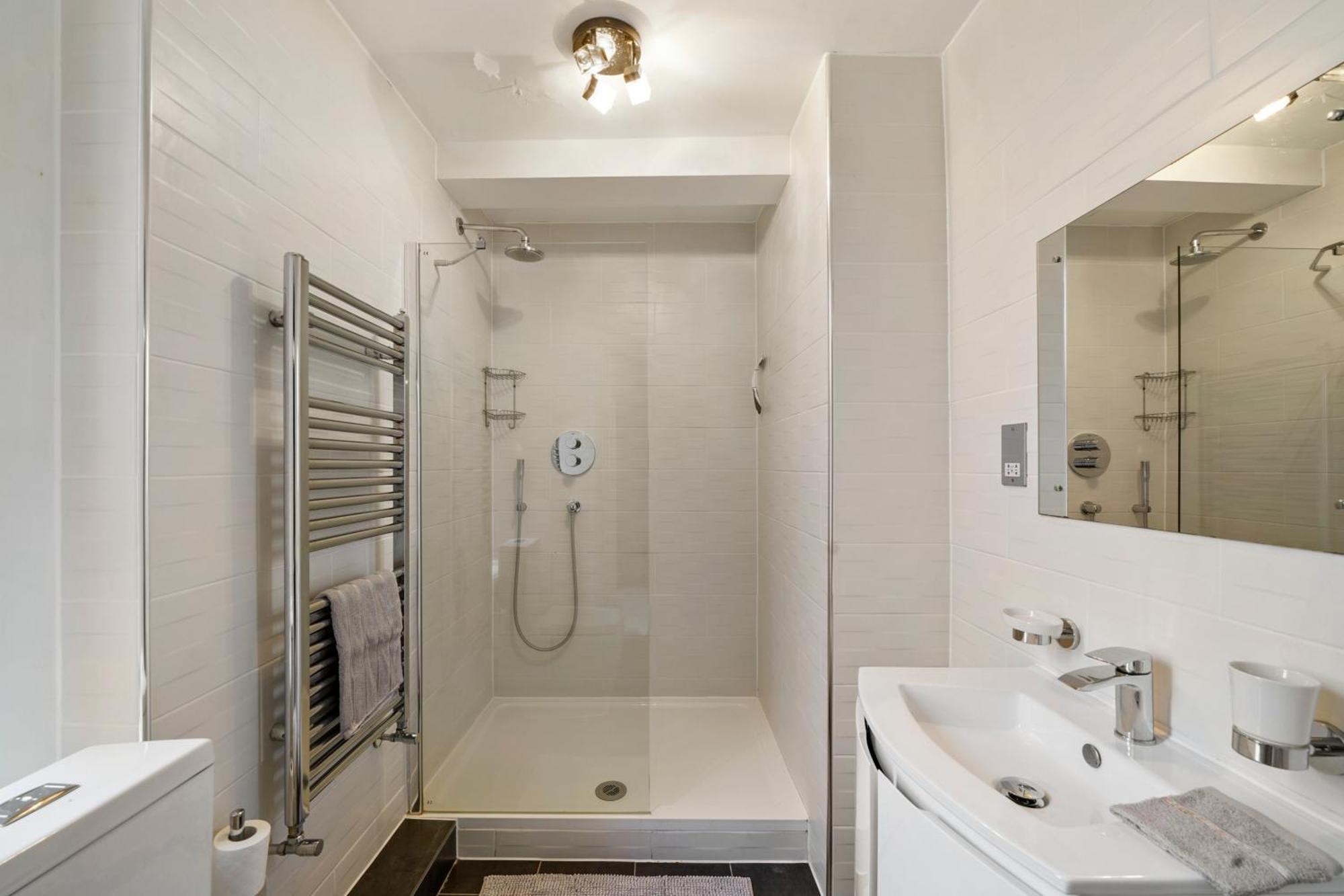 Delightful Flat In London - Sleeps 6 Lägenhet Exteriör bild