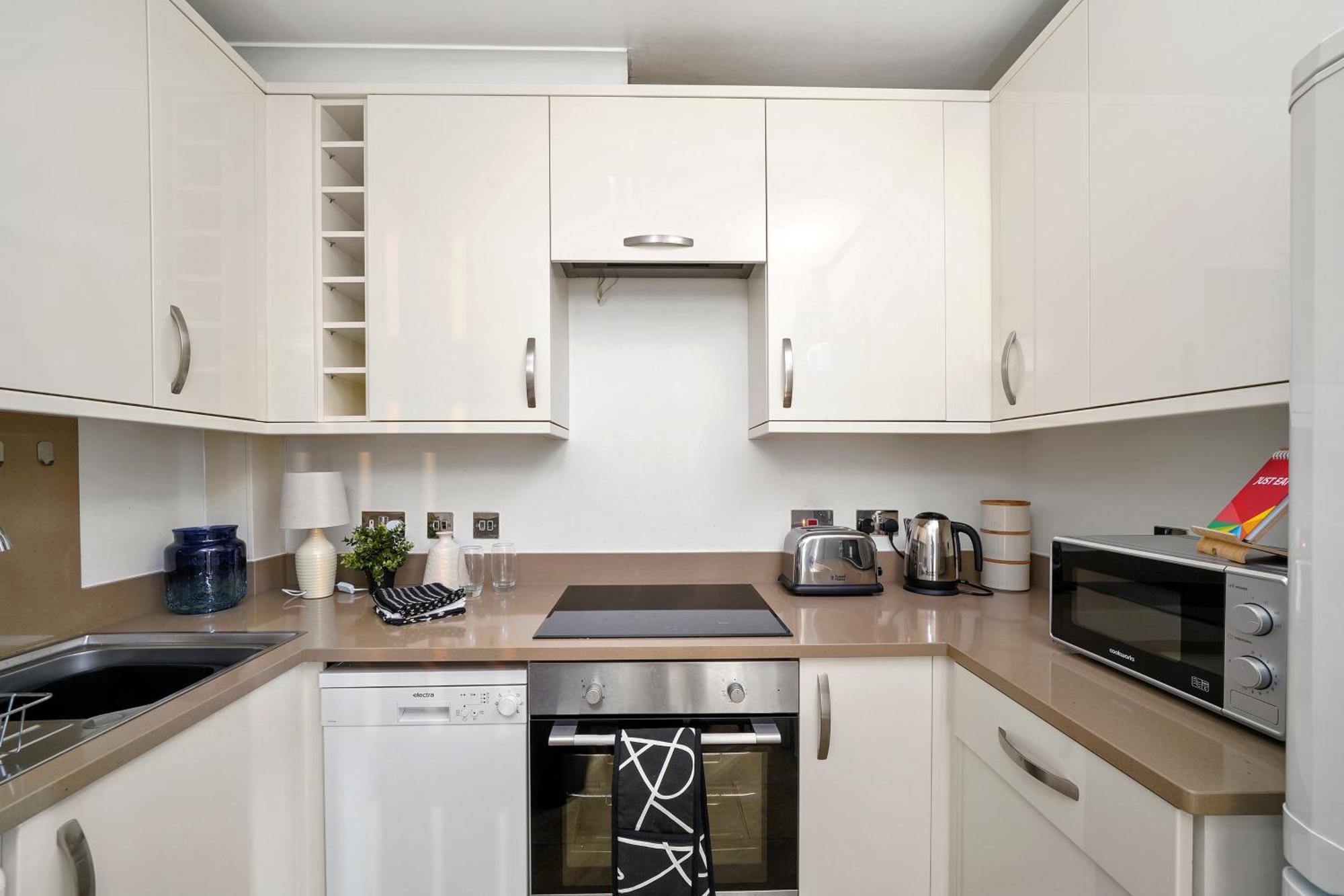 Delightful Flat In London - Sleeps 6 Lägenhet Exteriör bild